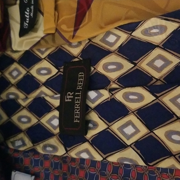 Tie Bundle - Picture 4 of 10